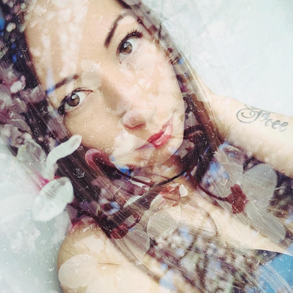 laraannallison